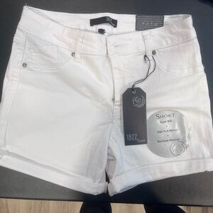 1822 Denim Shorts size 6